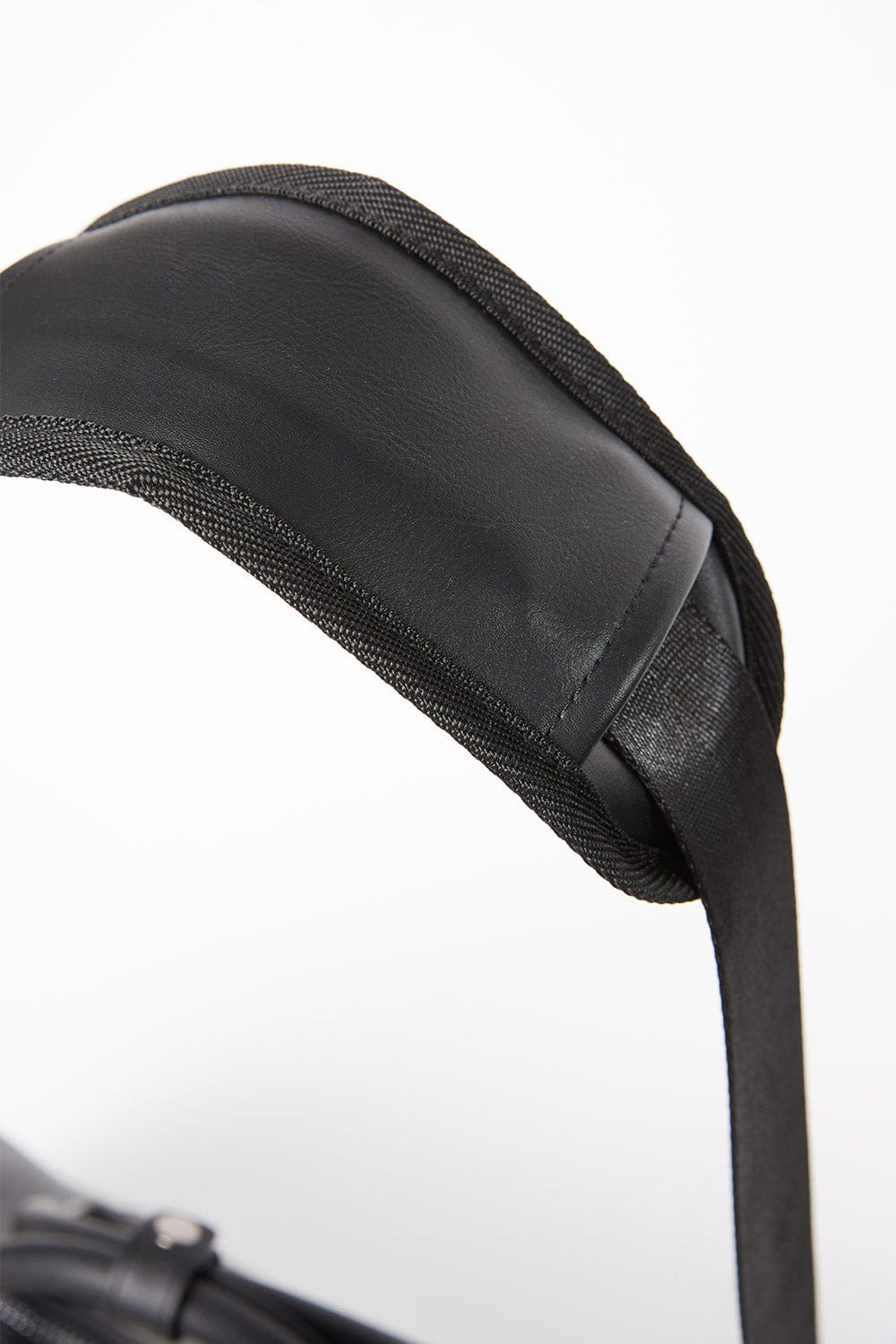 Park Avenue Duffle Bag (Black) - Image 5