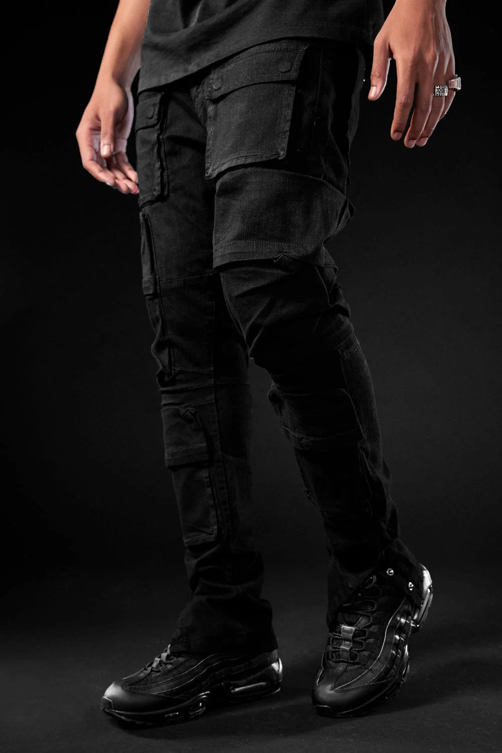 Ross - Maui Cargo Pants (Jet Black) - Image 3